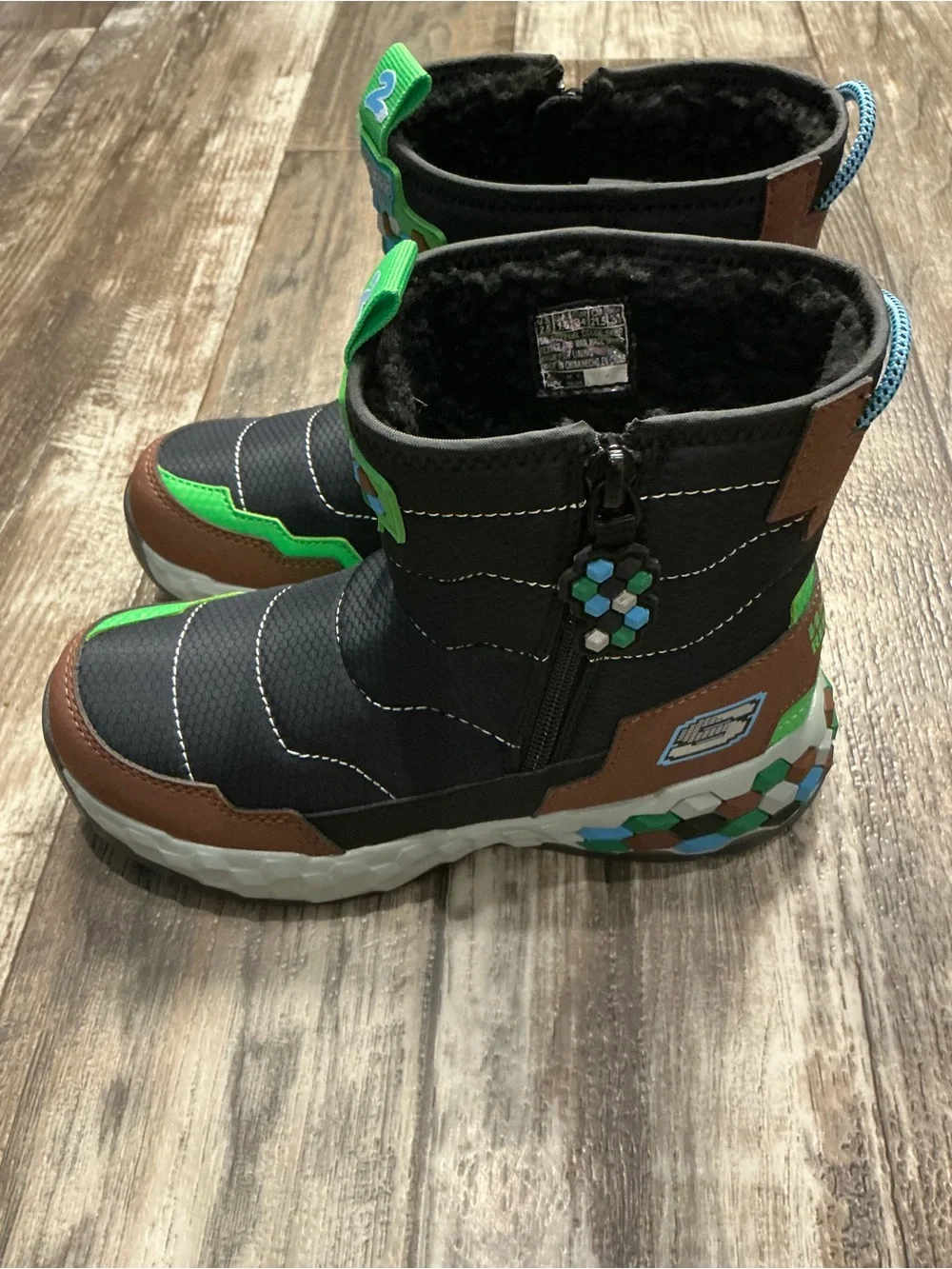 Skechers Black, Brown and Green Kids Rain/Snow Boots Size 2.5